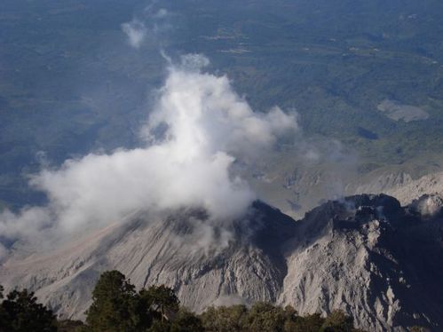 冰岛之后最危险的六大火山:黄石公园火山群入列