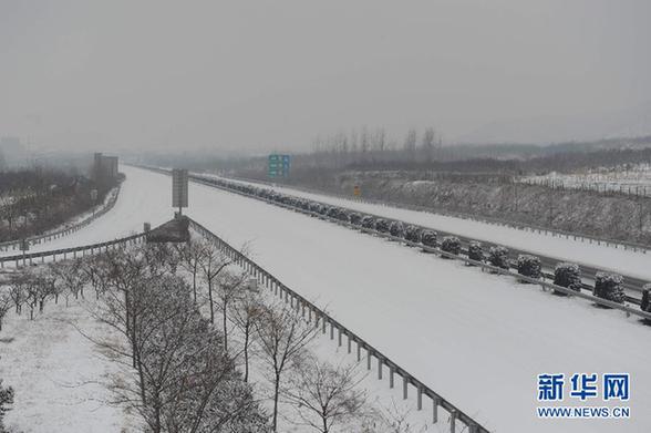 （生态）（6）降雪致河北境内19条高速封闭