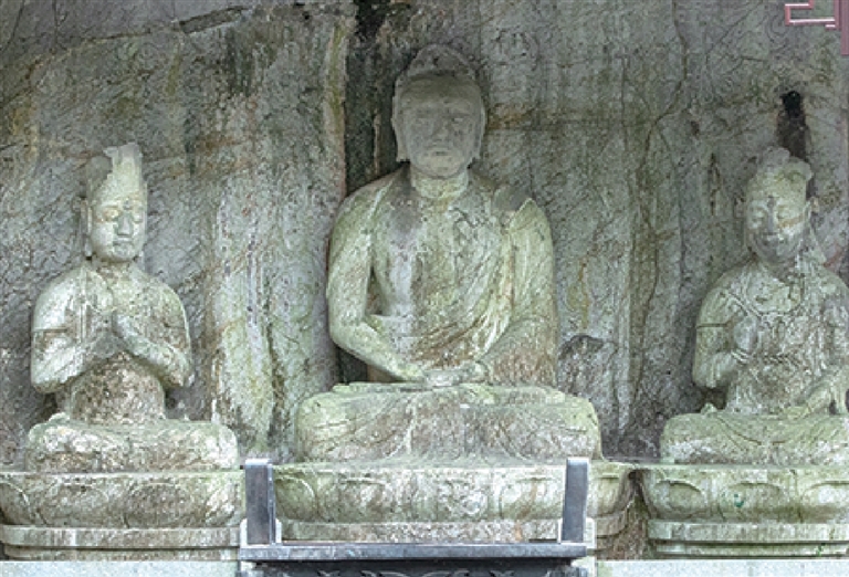 慈云岭造像主龛