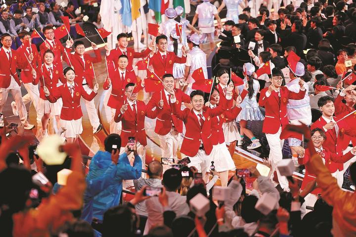 9月22日,第48届世界技能大赛在上海开幕。图为中国代表团在开幕式上入场。新华社记者 金立旺 摄